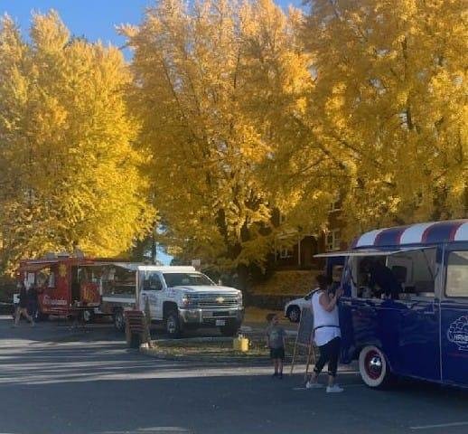 Beautiful day at OLA Bazaar!