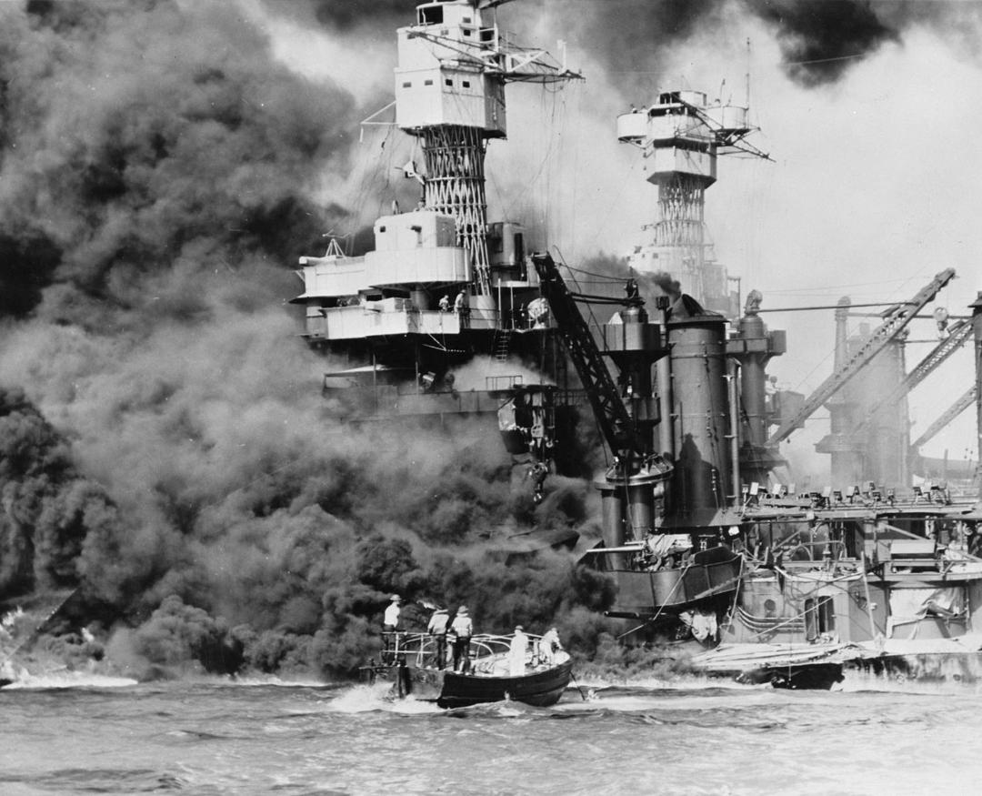 November 26, key events include:
The departure of the Japanese task force for Pearl Harbor in 1941
The premiere of the movie Casablanca in 1942
The founding of the National Hockey League (NHL) in 1917
President George Wash