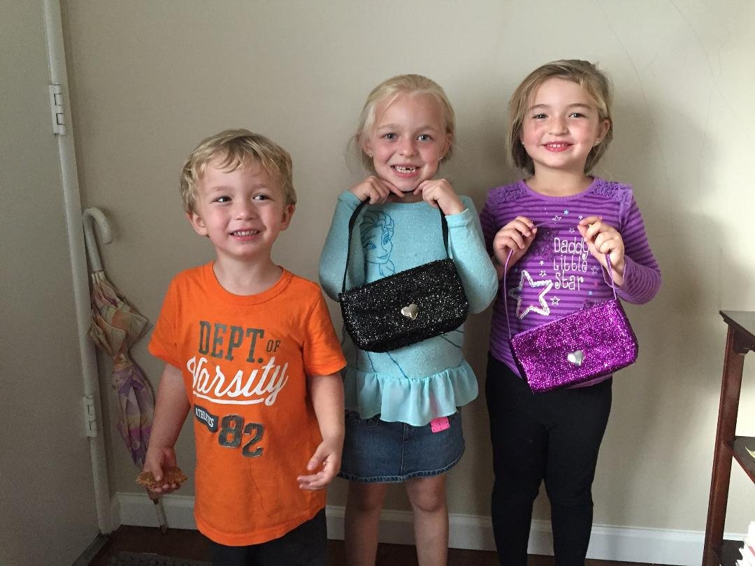 Hunter, Bailey and Madison. Note the girls new purses from Diane Vaughan