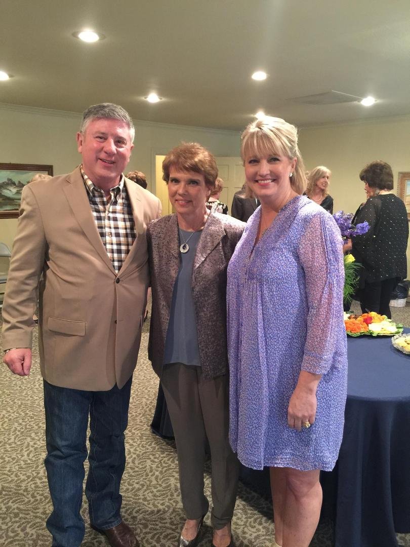 What a wonderful evening with Texas Country Reporter, Bob Phillips and his wife Kelli.