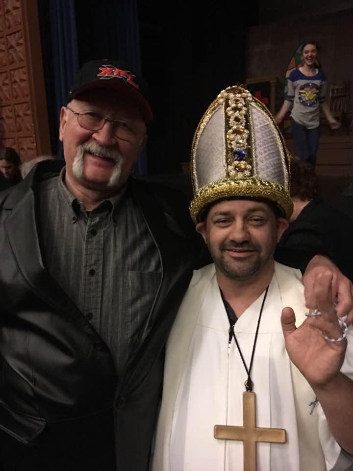 Hey Joe! ... we know Danny,but whose the guy with the funny hat ? ! ! He- He !!!