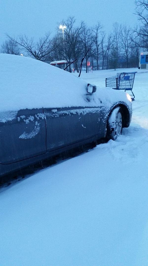 Omg I thimk I'm going to be stuck when I get out of work lmao