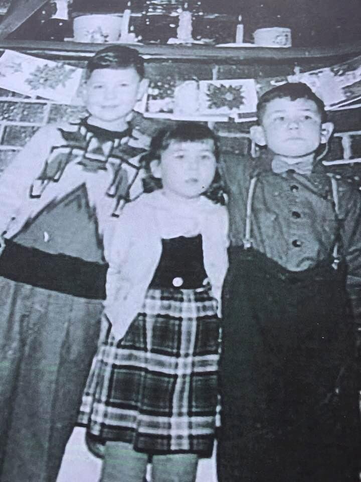 Just found my old picture of my brother n sister. That was taken in Jasper in 1957 in the old log house. It’s awesome