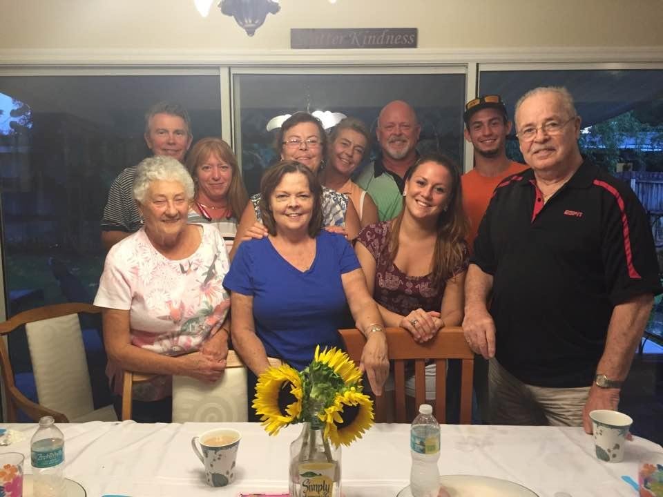 My beautiful family. Love them to pieces. What a fun night with lots of laughter & great stories!💕