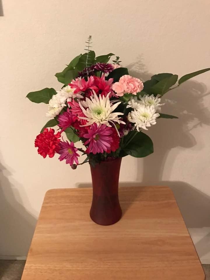 Spent time yesterday at Brandon and Rachel's holding Dylan ❤️ so I didn't get a chance to post a picture of the Valentine flowers Jack brought me.
