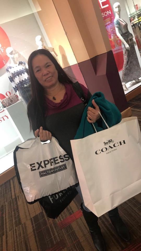 Thankyou Anak💕
My girls took me out shopping today at Great Lakes Crossing Outlet 🙆🏽