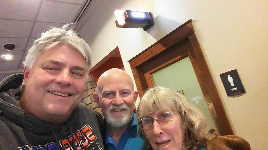 Found blue and linda.