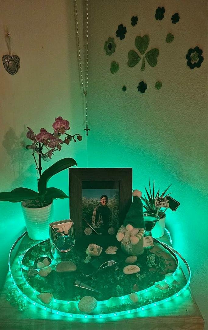 Crissy Calderon's album, Mobile uploads