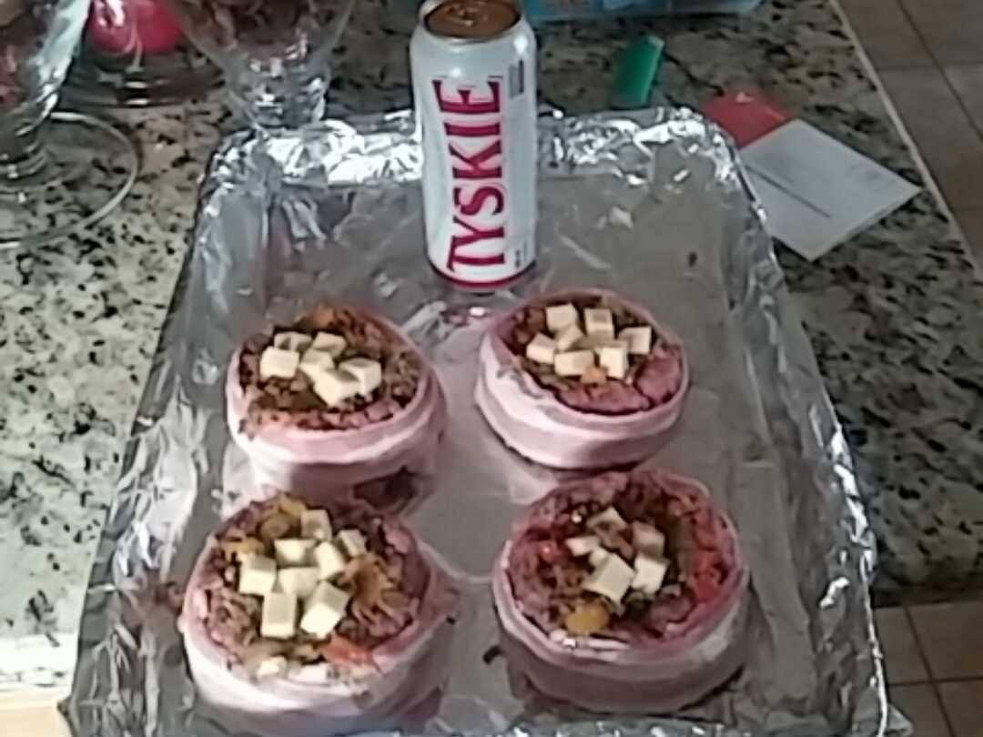 Polish Beer can burgers