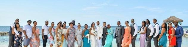It was a beautiful occasion, on a beautiful day, with a beautiful couple! ❤️