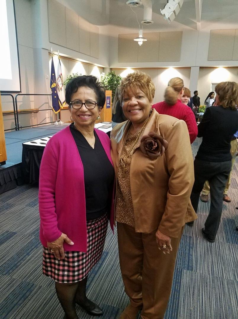 Pamela Hopson, Director of the Multicultural Center for USI with the speaker  Lu Porter, Executive Director of the Evansville African American Museum,   at the Phenomenal Women of USI and the Community Event.