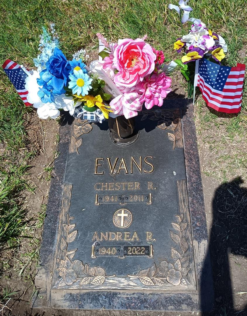 We all miss you Mom and Dad......