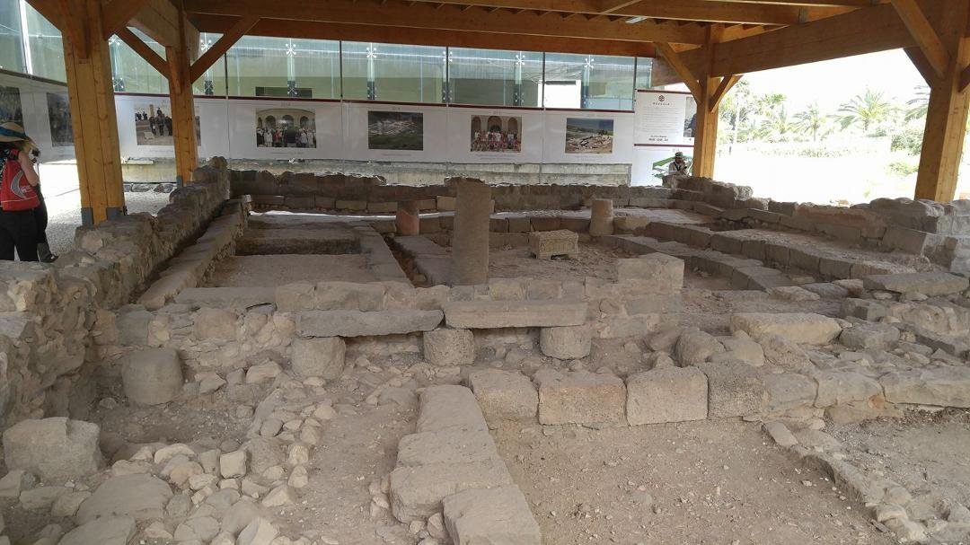 The Migdal synagogue