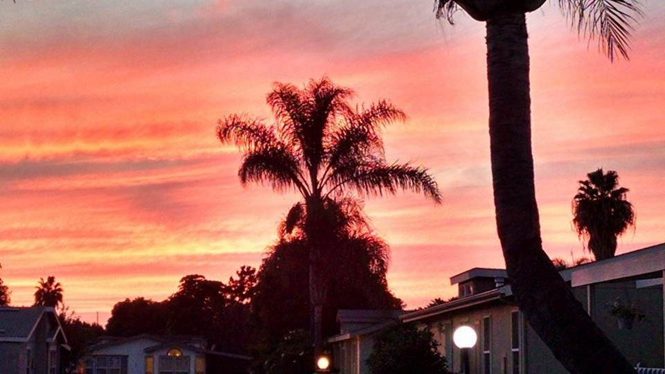 Nice sunset tonight over Southern CA with temperatures in the 70's today. A welcome relief from temperatures in the 80's and 90's!