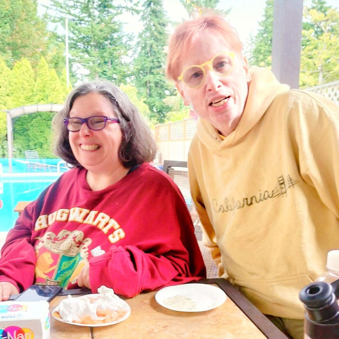 Hanging out with my "unofficial sister-in-law / sister" 👩🏻
Everyone thinks her brother is my boyfriend or husband cuz we do everything together. We've been friends since June 2002 but never a couple. We're more like brot