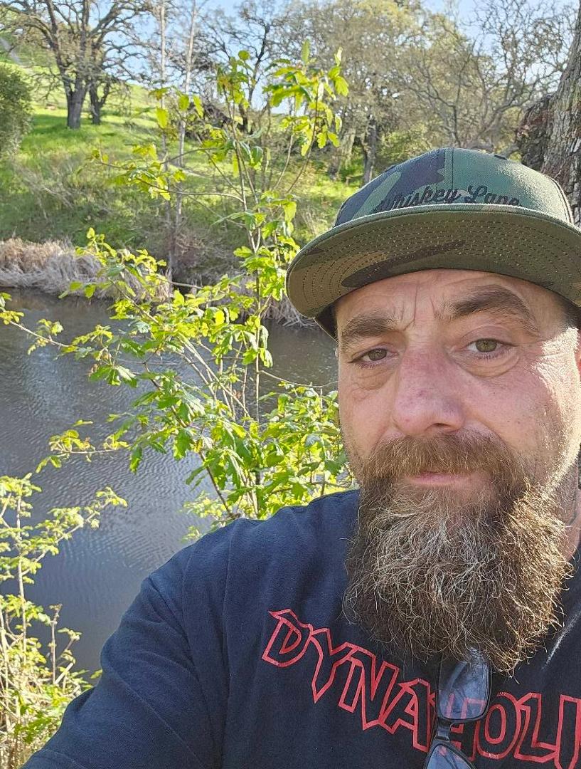 Aaron Vines' album, Mobile uploads