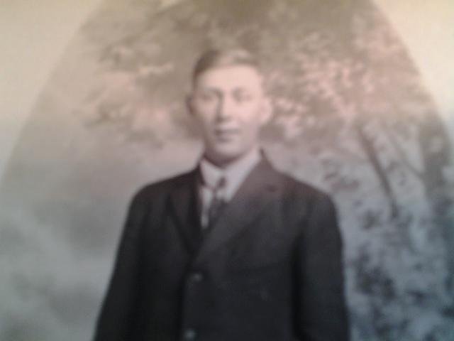 Today my dad would be 121. He is 18 in this picture.