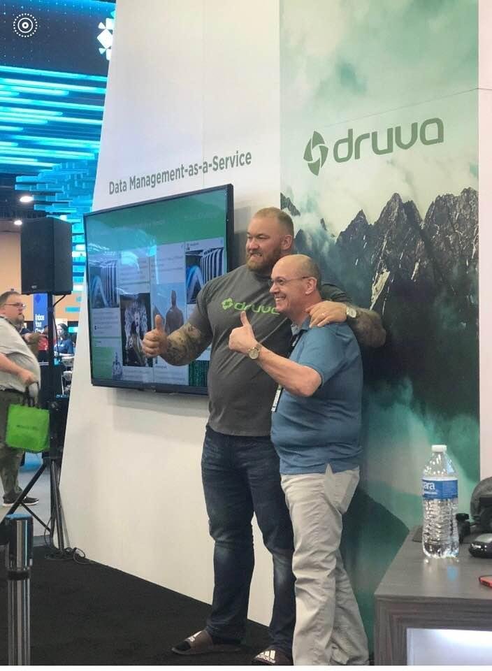 I’m with The Mountain (Gregor Clegane) from Game of Thrones at a vendor booth at VMworld