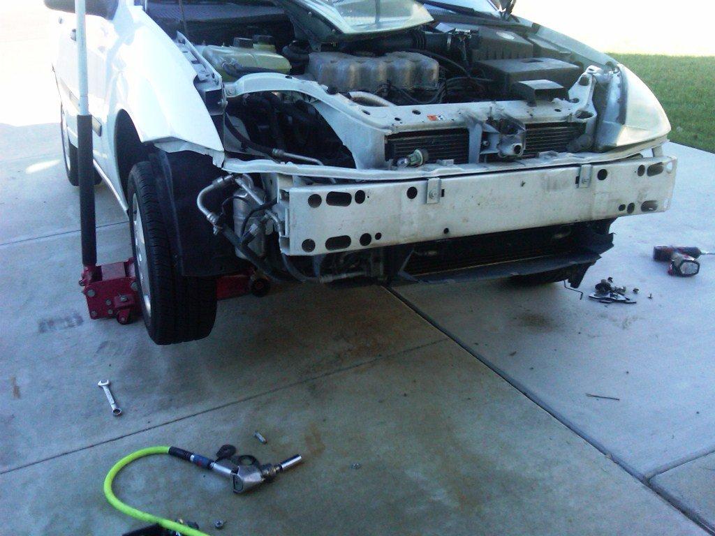 Yesterday I took all the stuff off of the Focus that was used to tow it.