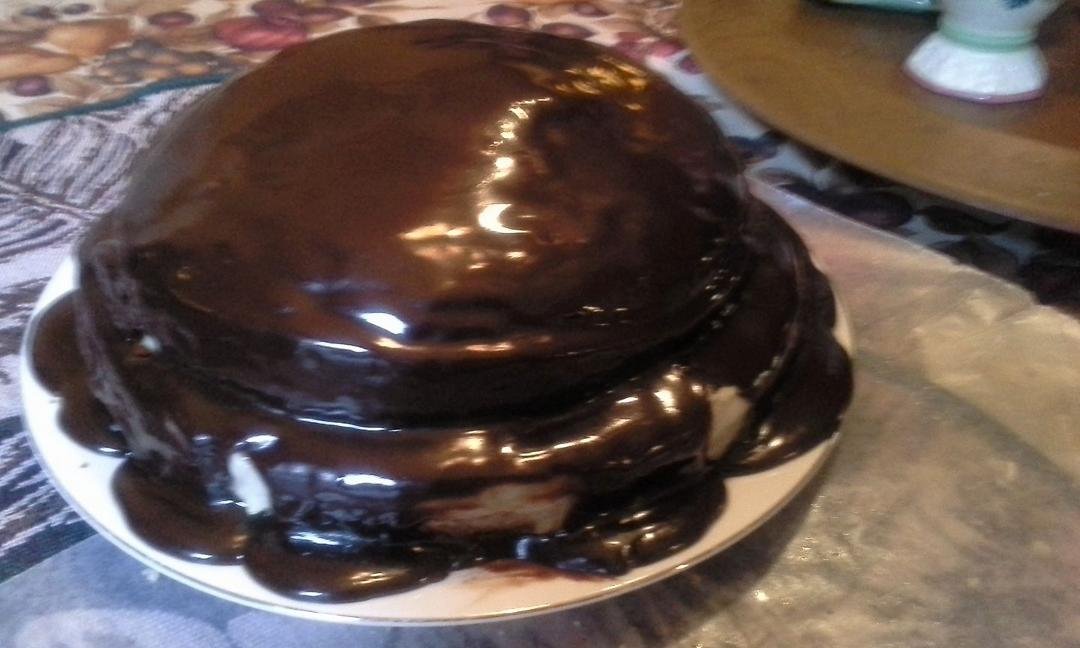 Darla Knights bd cake .yup theres vanilla pudding under that chocolate somewhere!