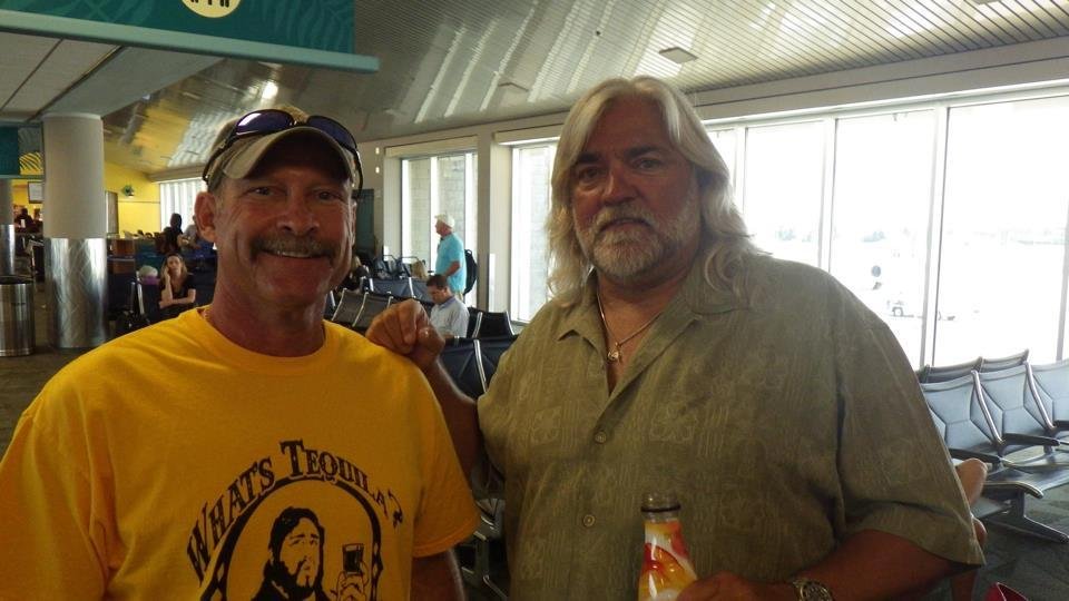 Talkin fishin with Captain Bill in the Pensacola airport