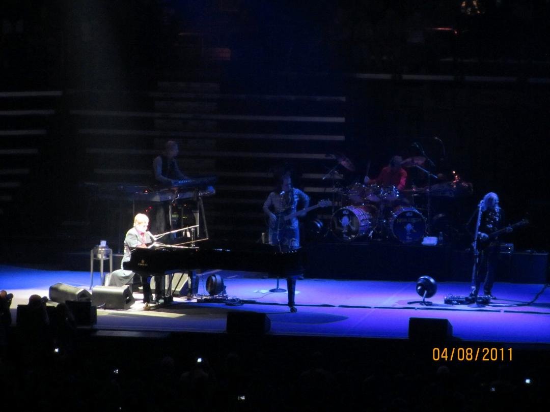 Steve Watilo's album, Elton John 4/8/2011
