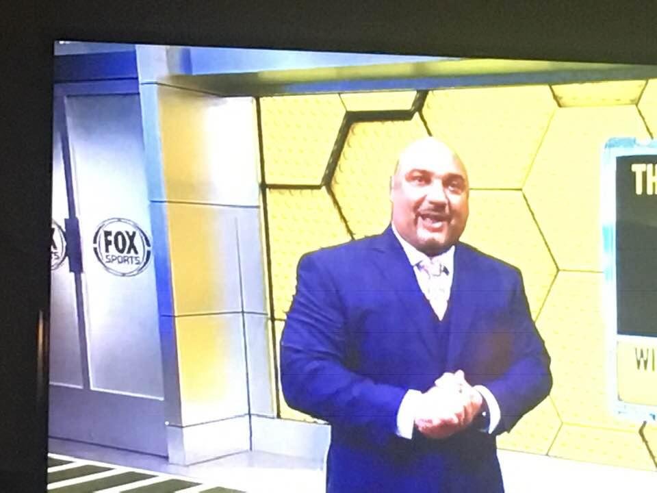 Is this Jay Glazer? Or Charles Anselmo?  Hard to tell.  Plus or minus a few pounds.