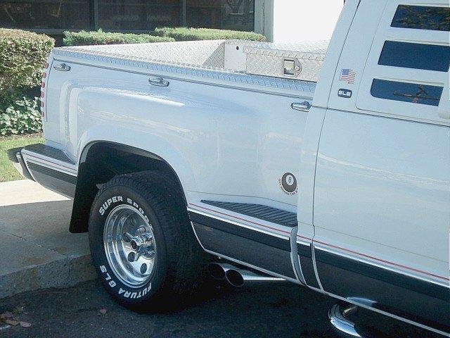Now these are cool exhaust pipes on my 98" GMC Sierra 1500.