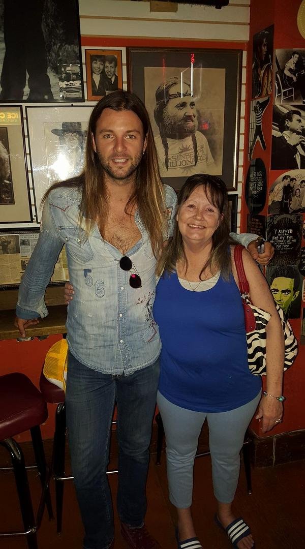 At Knuckleheads for Keith Harkin concert.