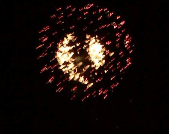 Happy Thanksgiving and Merry Christmas fireworks from Lee's Summit, MO!