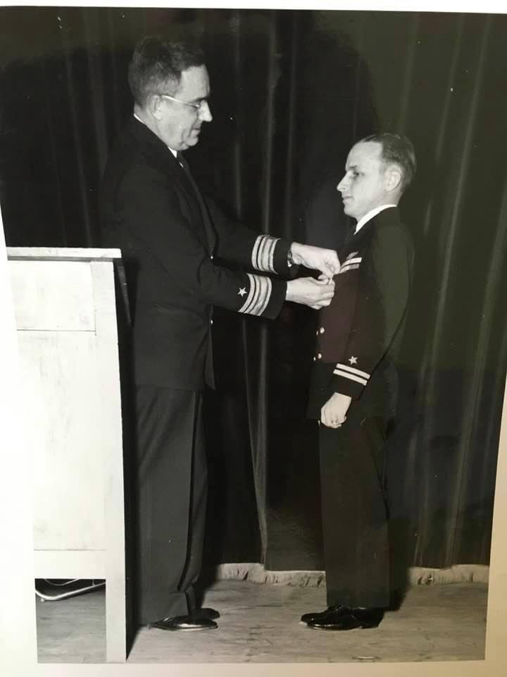 Thank you Veterans for your service!
My grandfather retired Navy Captain
and was a proud sailor in WWII !
To all other service persons, currently serving,
retired or in Heaven....THANK YOU!
🇺🇸