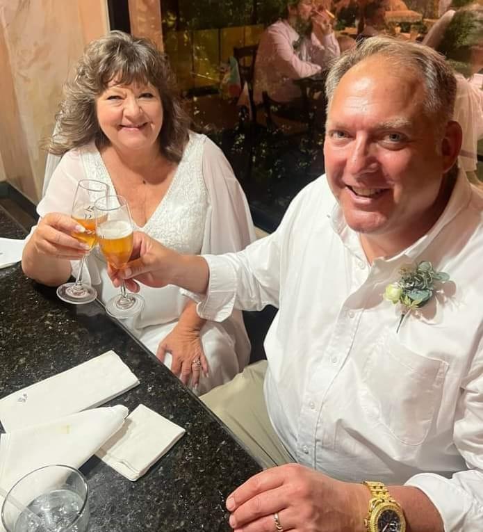 🎉A VERY HAPPY & BLESSED 2ND ANNIVERSARY TO LAURIE & STEVE🌸MANY MORE TO FOLLOW🌸WE LOVE YOU🎊