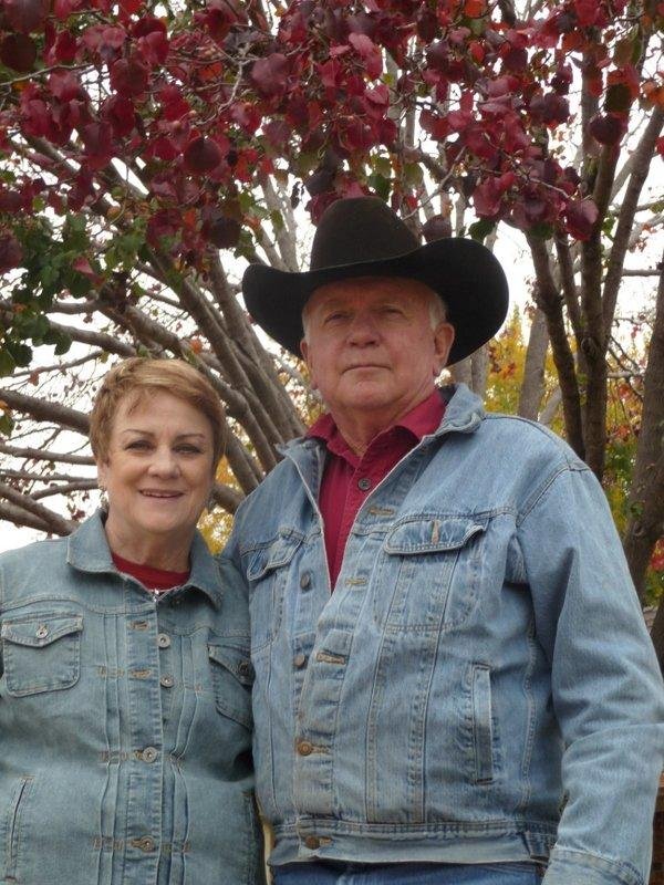 I accept the challenge from Michelle Kaman on "love your spouse" and I tag Linda Sims Venneman and Coda Zschiesche