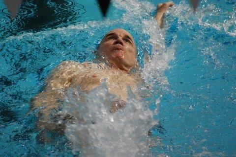 Tom Wines in the 50 back