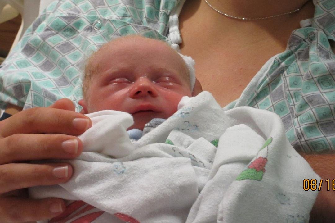 new grandson Zackary 4lb 14oz 11.5 inches long