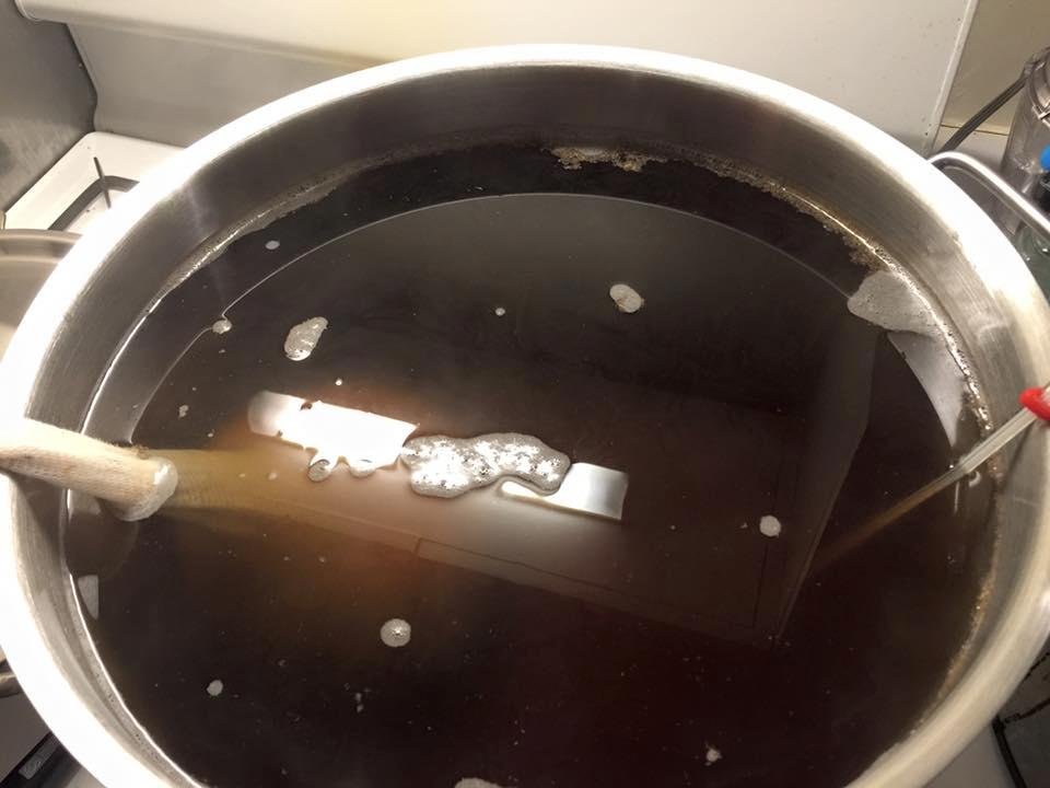 Five gallons of Wort ( unfermented beer) getting ready to do a 60 minute IPA for Christmas, did a gallon of APA yesterday.