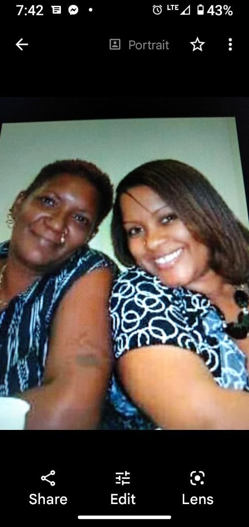 Happy Mother's day to my beautiful daughter. Melissa Foxx Wright & Tisha Ann McCall . Love you guys.🌹🌹❤️❤️