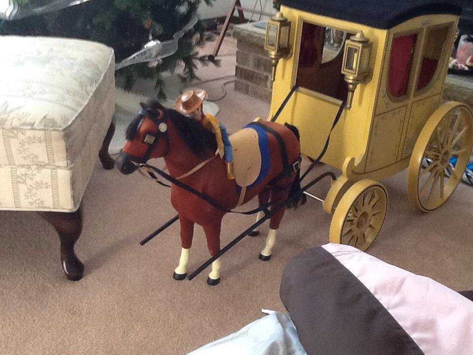 Isabella brought this home from her father's place.  It use to be Carly's.  Carly wanted to give it to Duvlyn who has to be supervised when playing with it as she would climb in it. This is such a cute carriage!