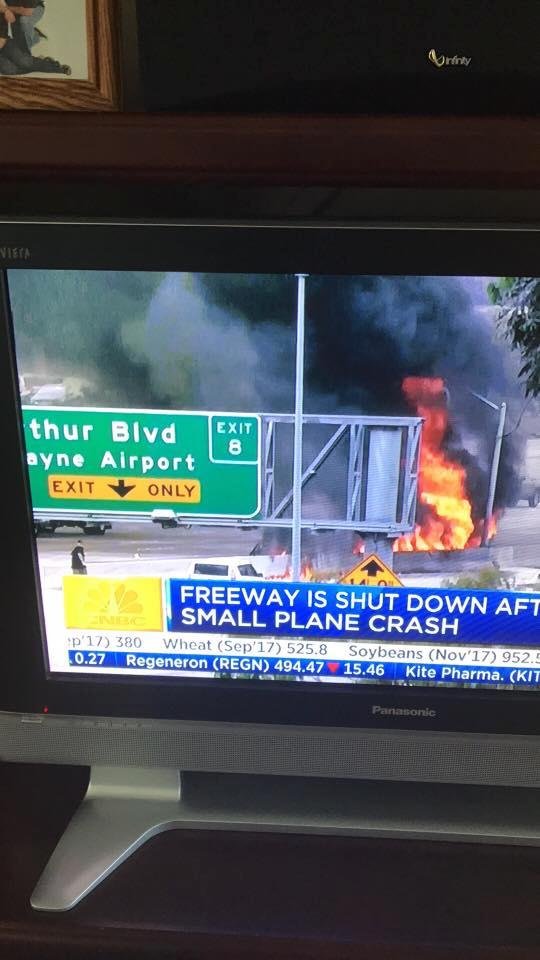 Costa Mesa 405 shut down plane crash wow