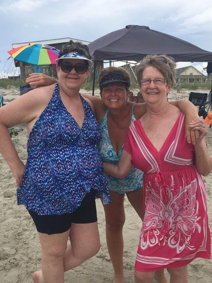 Sisters!! 😘😍⛱😎❤️