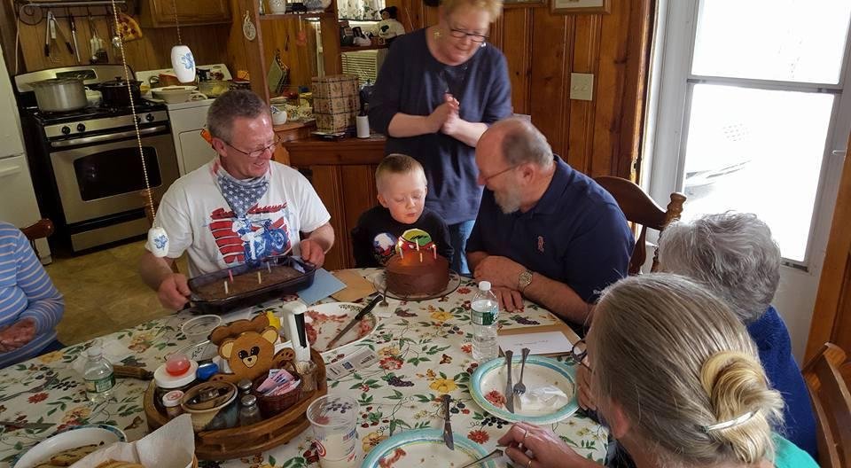 Miss the days of Birthday celebrations at Mom's.  This was a multi-birthday celebration --- D Scott Brown, Ernie Boughton and Cole Domingue (Danielle Domingue).  Sure miss those days and THAT house!!!