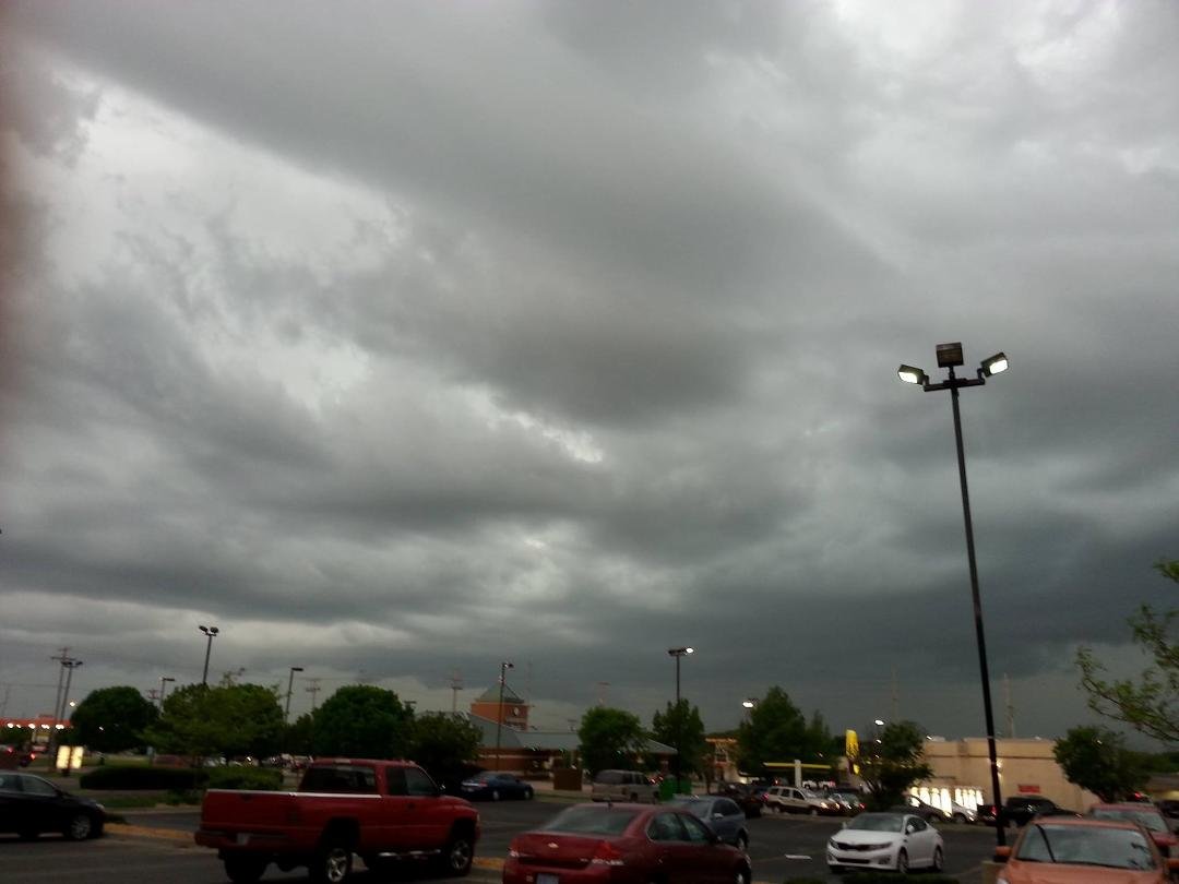 Thunderstorms over Derby, Kansas 5/9/16