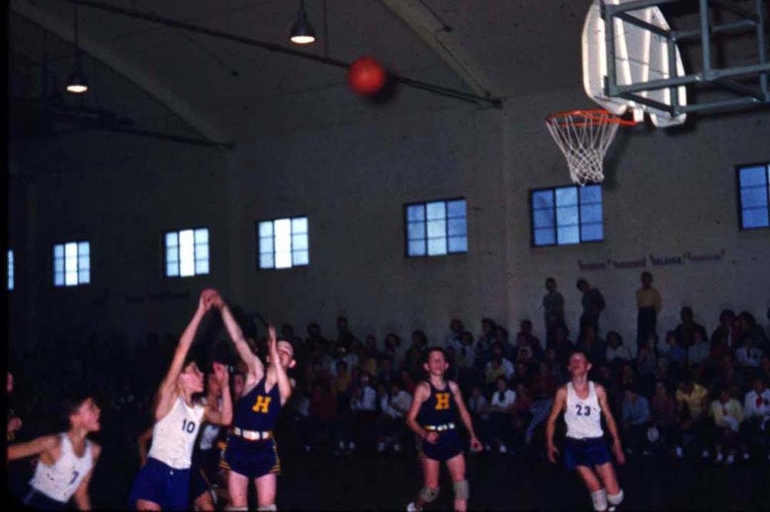 Not many 7th graders could shoot a hook shot, esp in 1955. Of course it went in. Lightweight tournament at Pleasant Hill 1955.