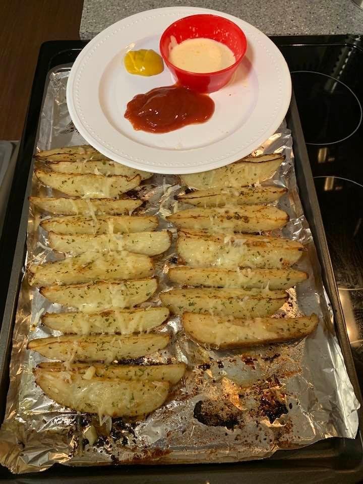I normally don’t share pics of food but pretty happy on how these came out. Secret sauce in red bowl??? Left over banana pepper vinegar juice and your favorite mayo. I like olive oil mayo myself. Delicioso!!!