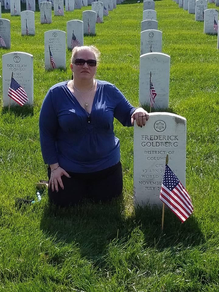 Visiting the grave for Beryl's grandfather at Arlington National Cemetary.
Memorial Day Weekend 2016.