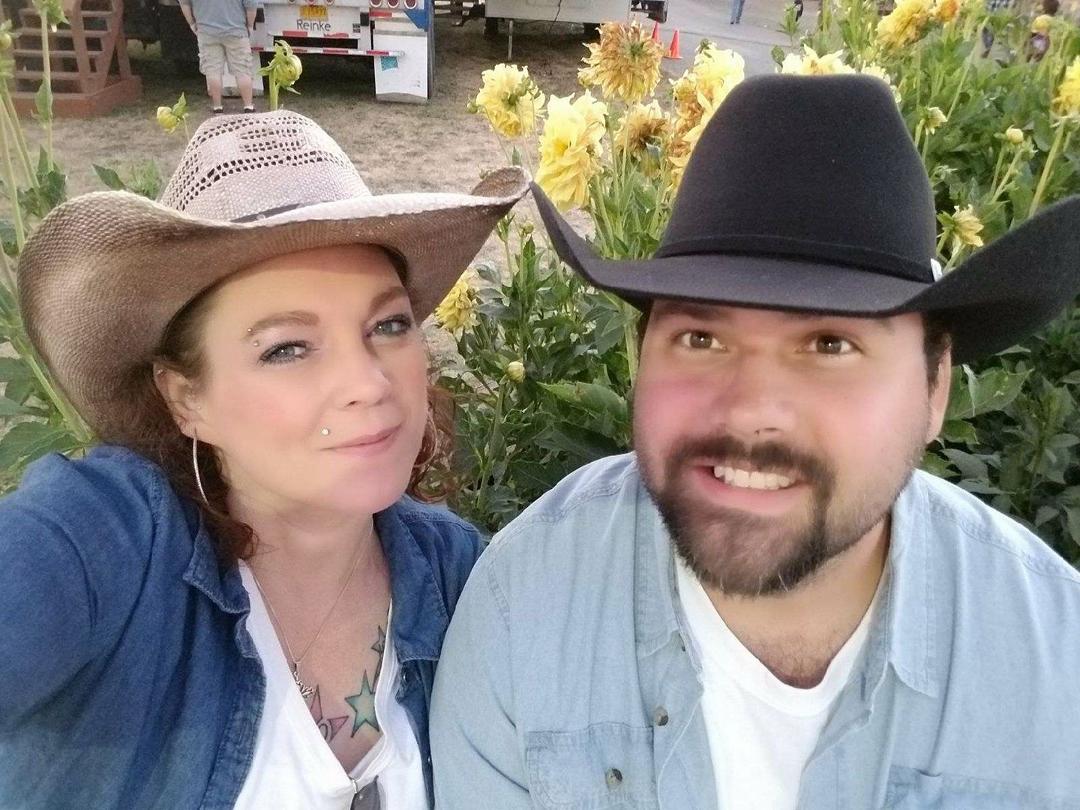 Today my wonderful smart funny beautiful daughter turns 43....you are the light of my life...love you to the moon and back.happy birthday Punk!!