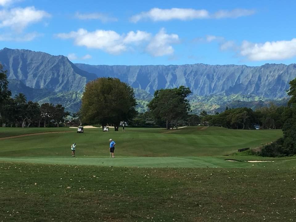 Mountains on one side and the ocean on the other in Princeville Kauai