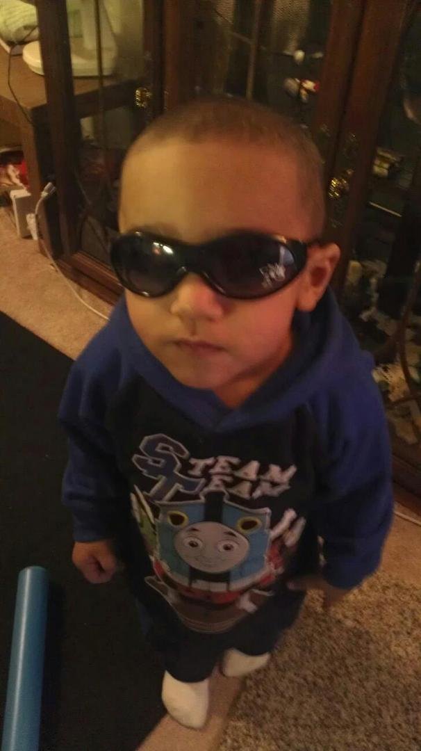 Isn't he so cutie. Dians kid