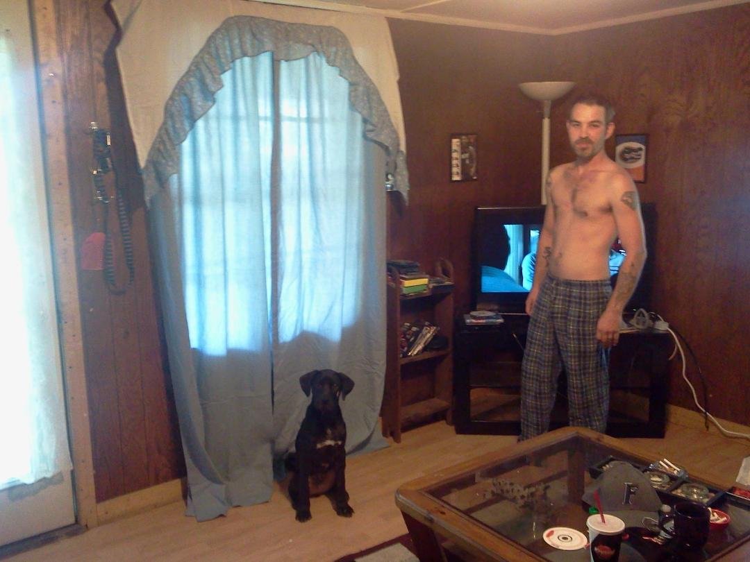 Doin a lill spring cleaning getting everything ready  for the week I start back to work today cant wait