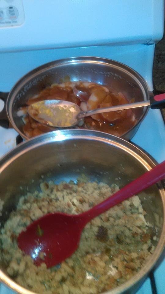 Stuffing / potatoes n gravy